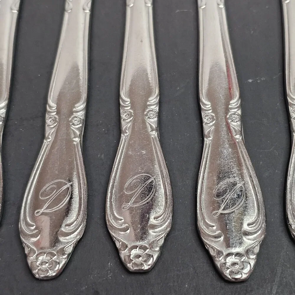 Vtg Customcraft CUS 11 Knives Set of 7 Flatware Monogrammed D